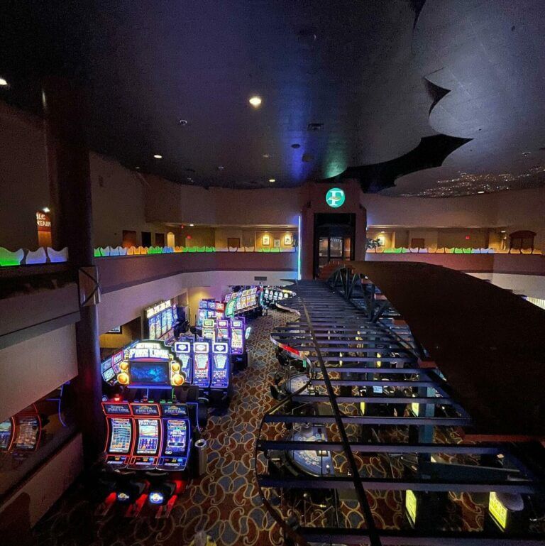 Feather Falls Casino Resort