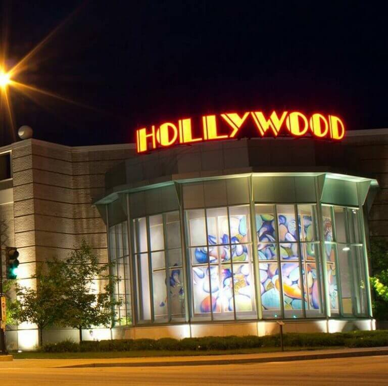 hollywood casino and raceway bangor maine amenities